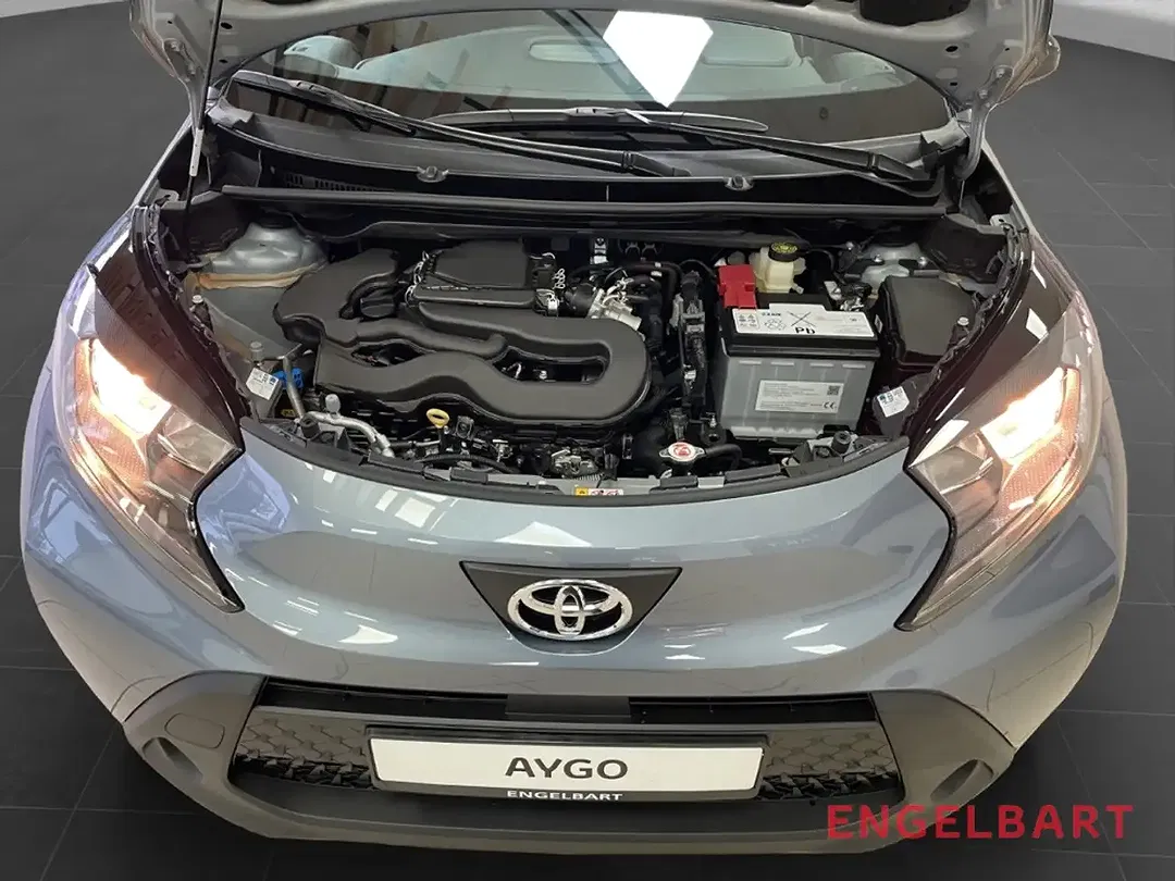 Toyota Aygo X AUT Business Edition - Thumbnail 13