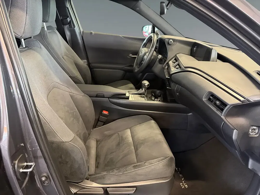 Lexus UX 250h Style Edition - Thumbnail 15