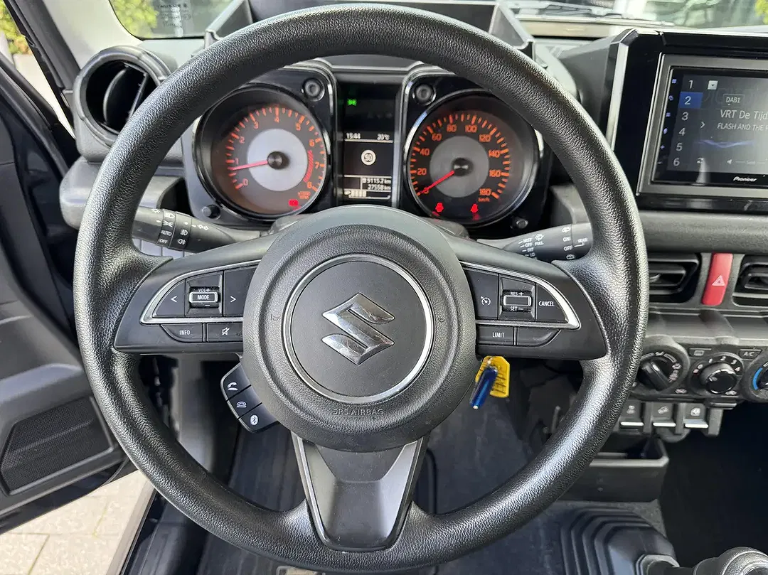 Suzuki Jimny 1.5 AllGrip 4x4 - Thumbnail 11