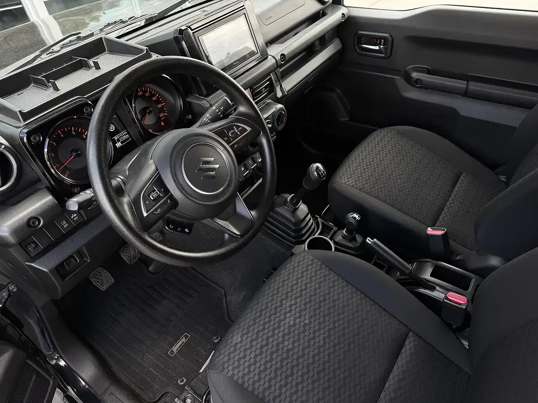 Suzuki Jimny 1.5 AllGrip 4x4 - Thumbnail 9