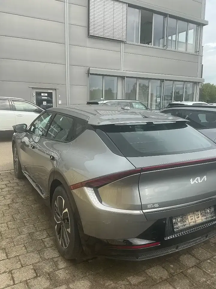 Kia EV6 77.4 kWh - Thumbnail 3