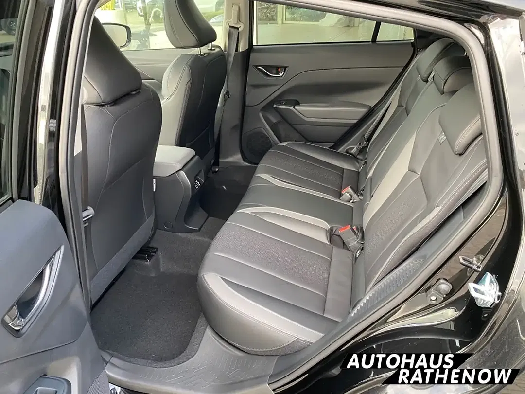Subaru Impreza 2.0 Platinum - Thumbnail 10