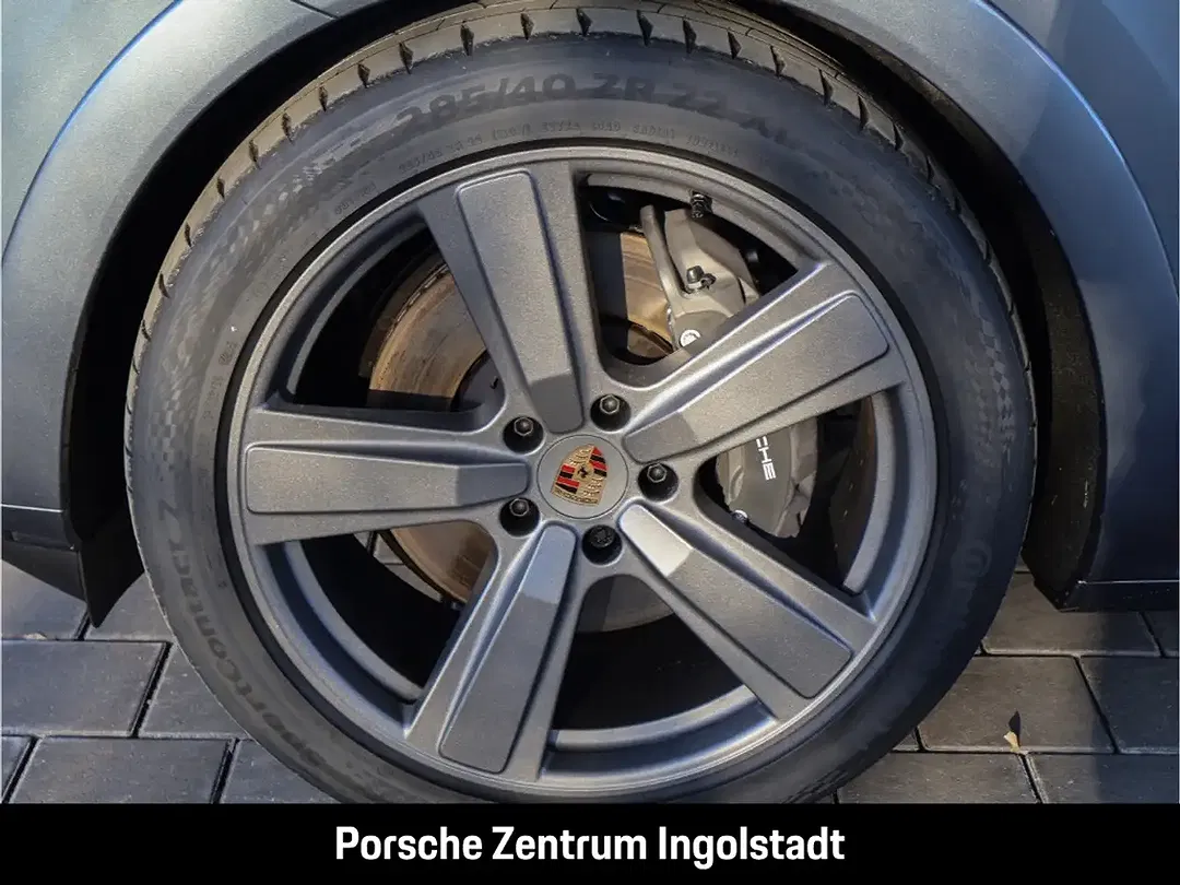 Porsche Cayenne E-Hybrid Sport Design Coupe Edition - Thumbnail 5