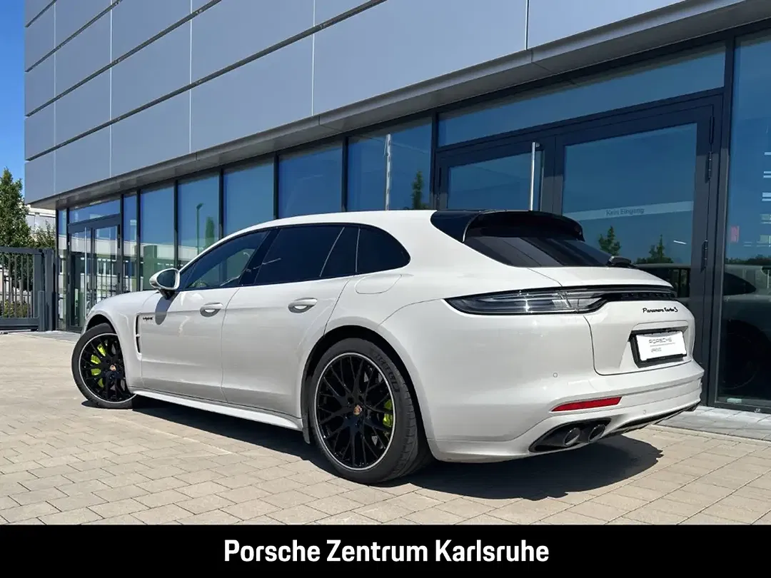 Porsche Panamera E-Hybrid Turbo S Sport Turismo - Thumbnail 3