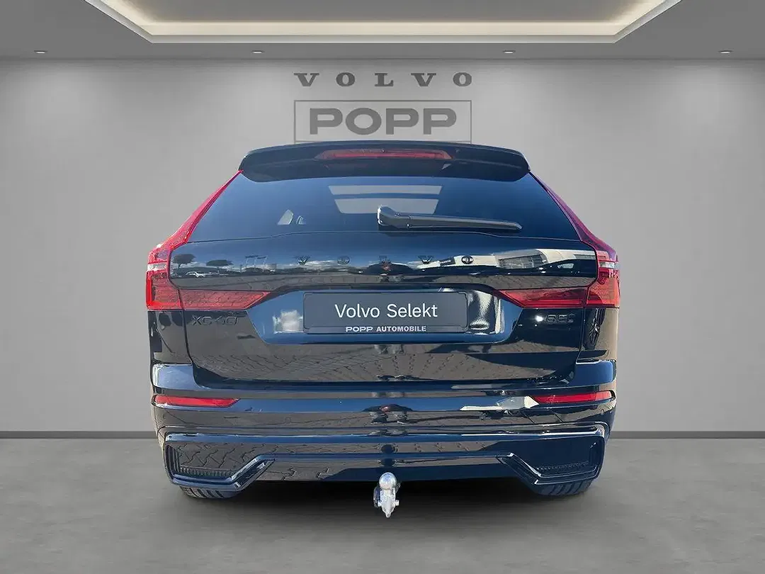 Volvo XC60 B5 AWD - Thumbnail 4