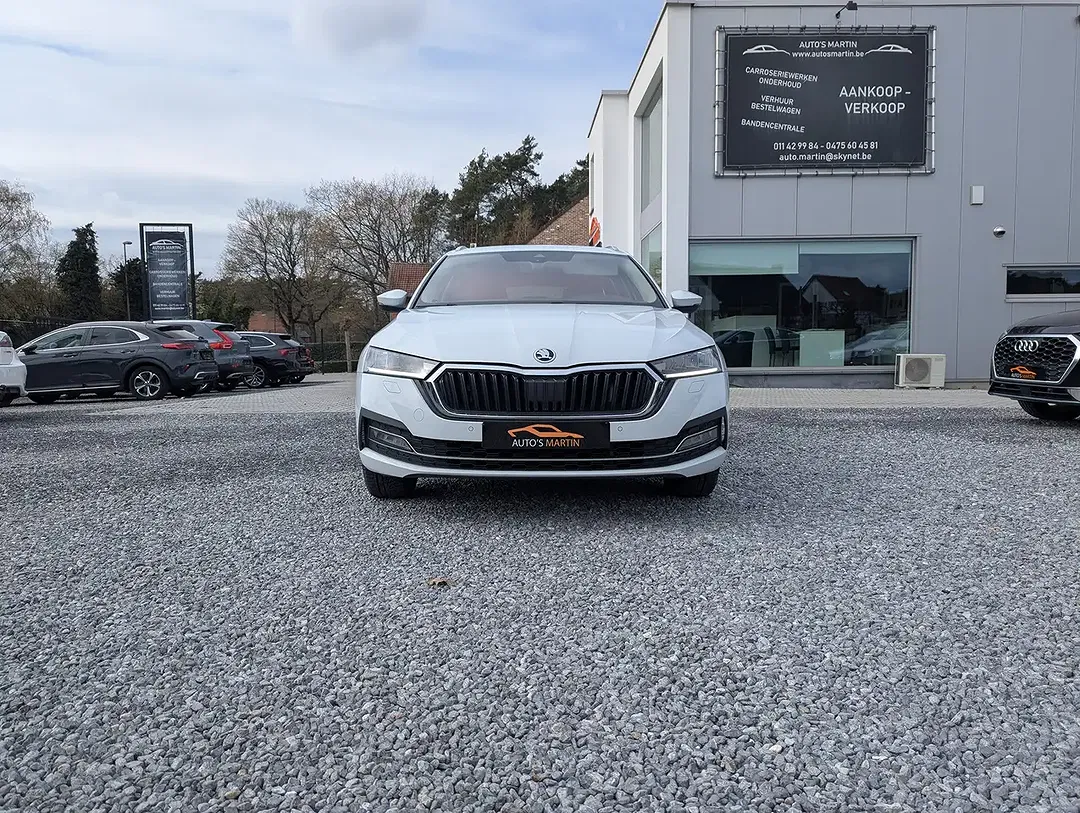 Skoda Octavia 1.4 PHEV - foto 2