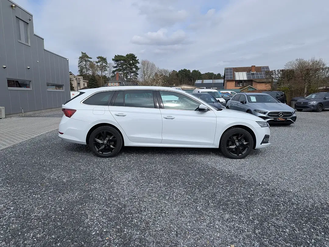 Skoda Octavia 1.4 PHEV - Thumbnail 3