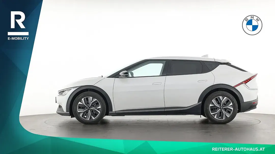 Kia EV6 - Thumbnail 3