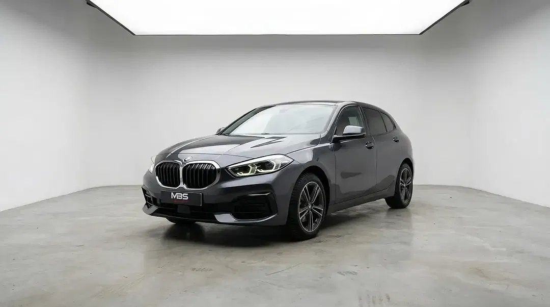 BMW 118 - foto 1