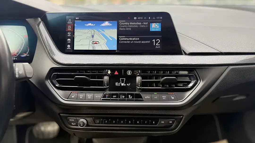 BMW 118 - Thumbnail 11