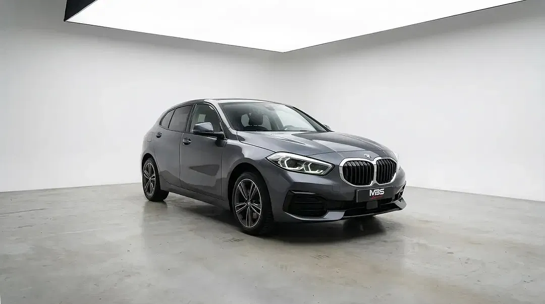BMW 118 - Thumbnail 3