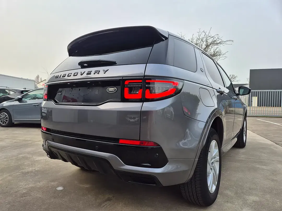 Land Rover Discovery Sport P300e 4x4 PHEV R-Dynamic S - Thumbnail 13