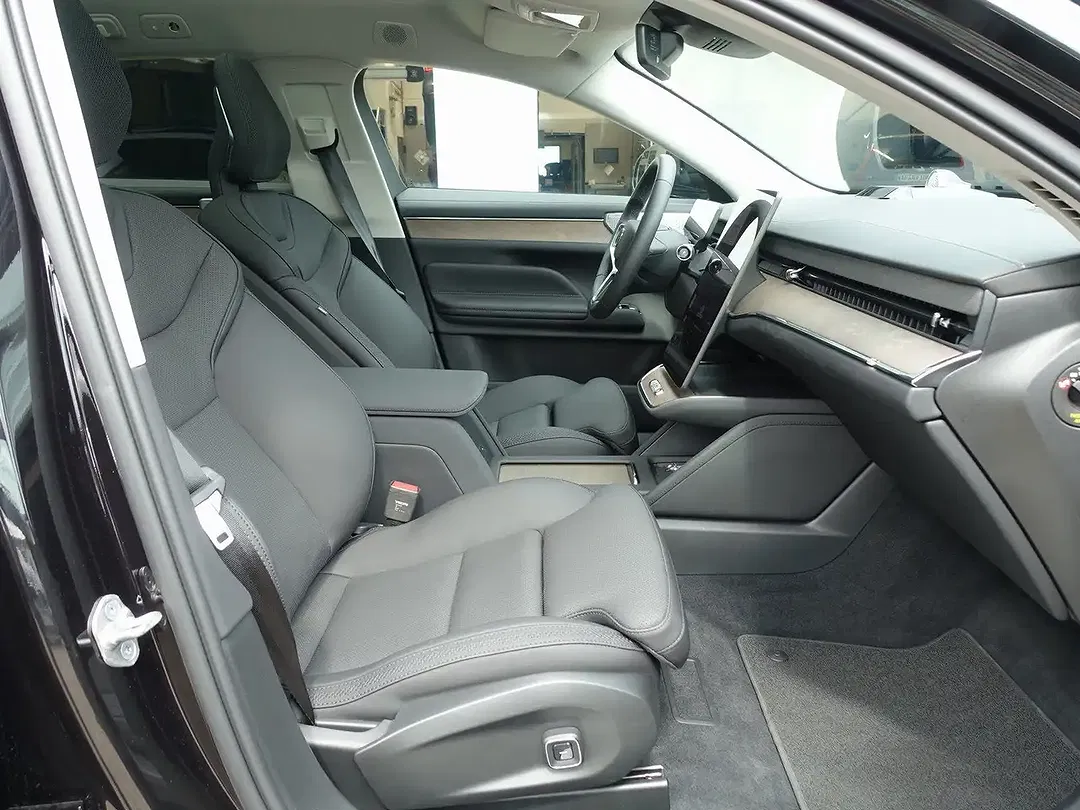 Volvo ES90 Ultra - Thumbnail 10
