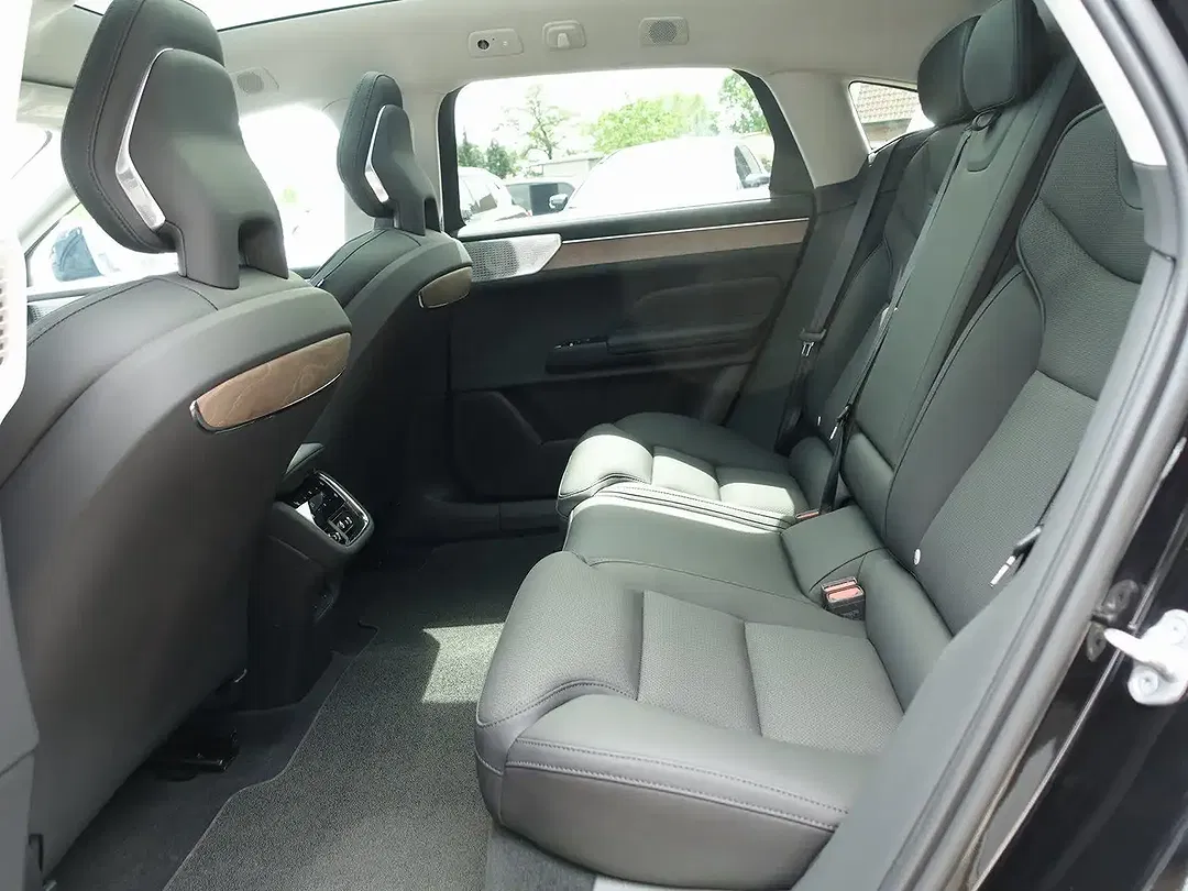 Volvo ES90 Ultra - Thumbnail 12