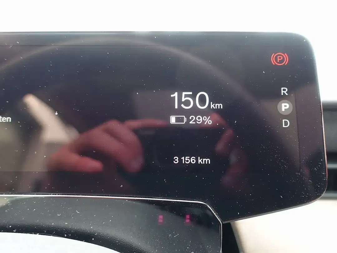 Volvo ES90 Ultra - Thumbnail 15