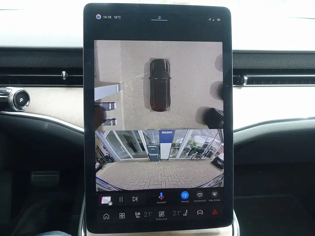 Volvo ES90 Ultra - Thumbnail 18