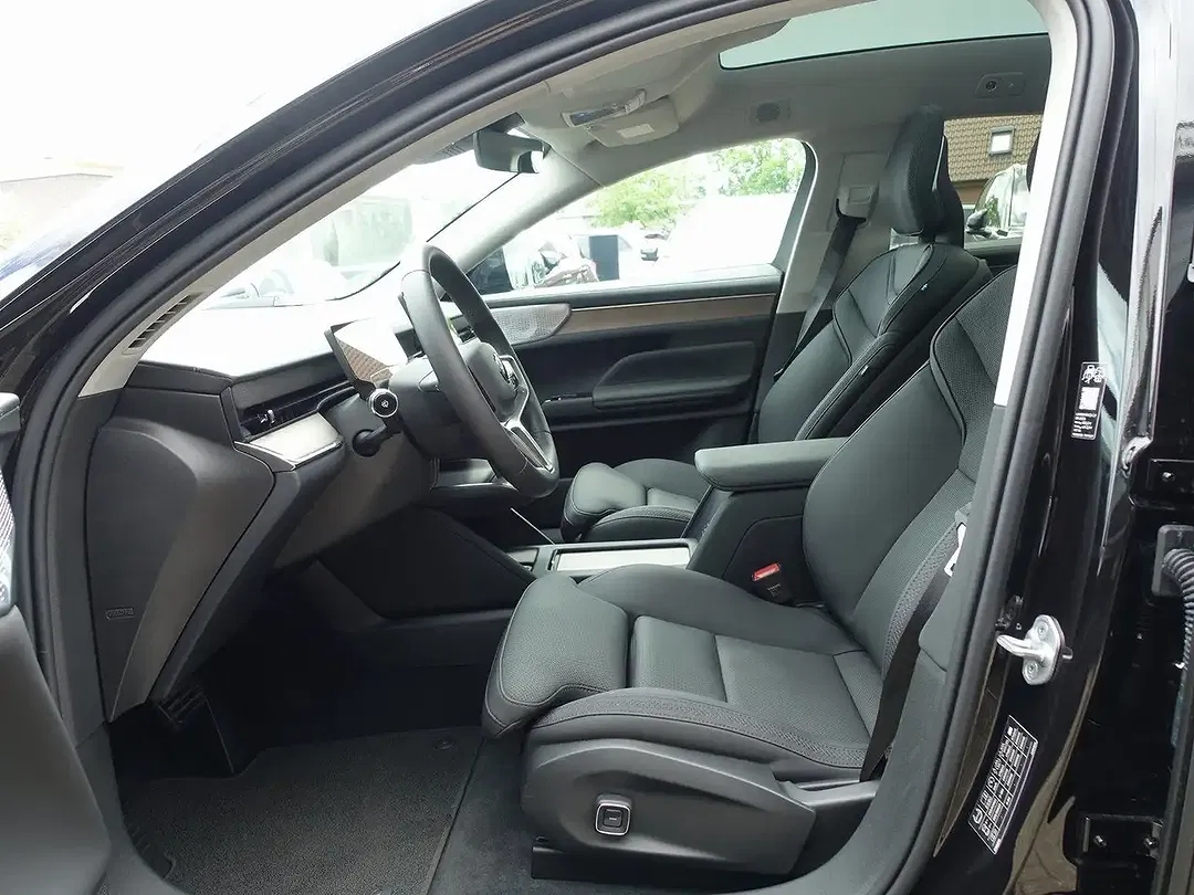 Volvo ES90 Ultra - Thumbnail 9