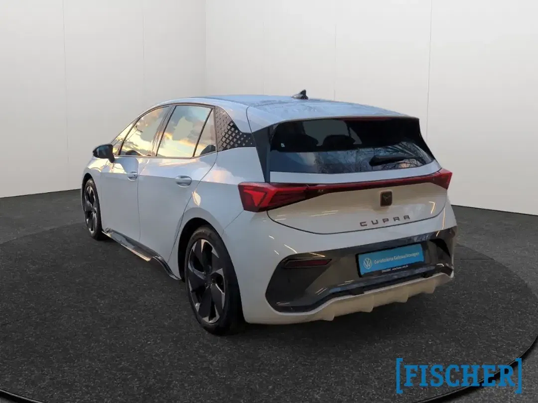 CUPRA Born - Thumbnail 4