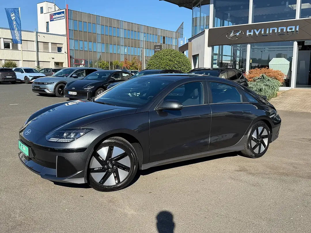Hyundai IONIQ 6 - foto 2