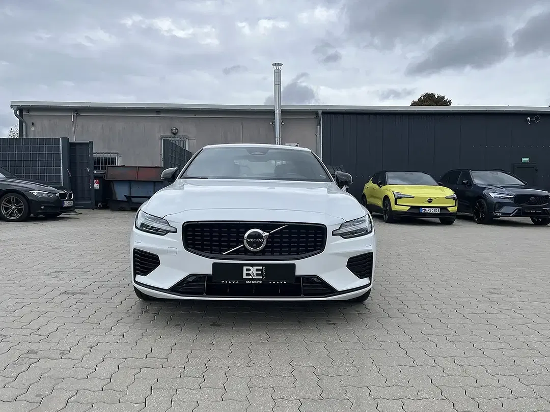 Volvo S60 T8 PHEV AWD Twin Engine Ultimate Dark - foto 2