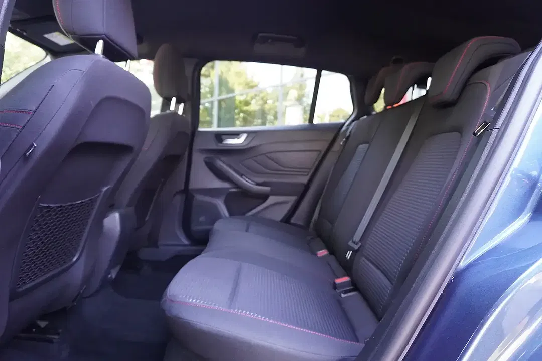 Ford Focus 1.0 ST-Line - Thumbnail 11