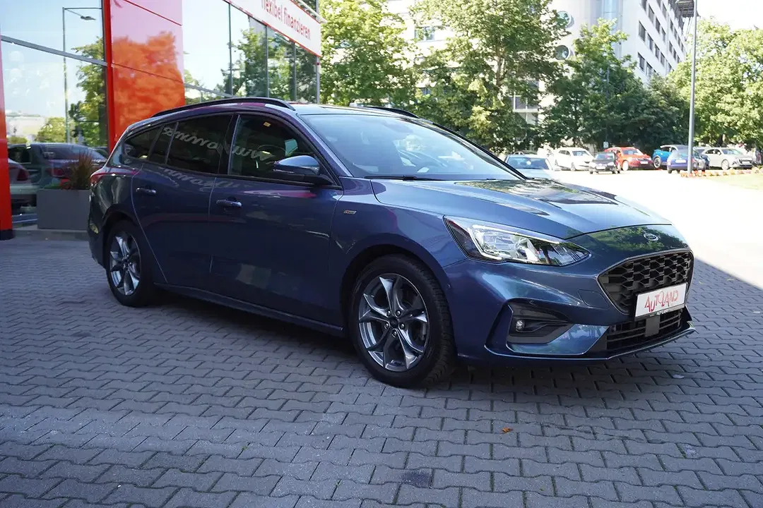 Ford Focus 1.0 ST-Line - Thumbnail 3