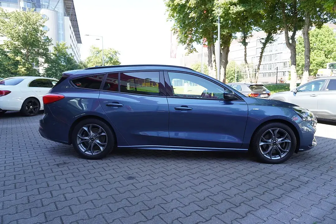 Ford Focus 1.0 ST-Line - Thumbnail 4
