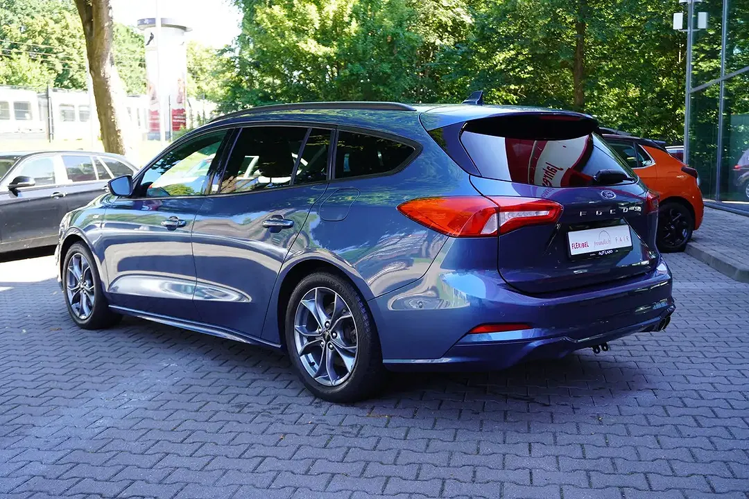 Ford Focus 1.0 ST-Line - Thumbnail 7