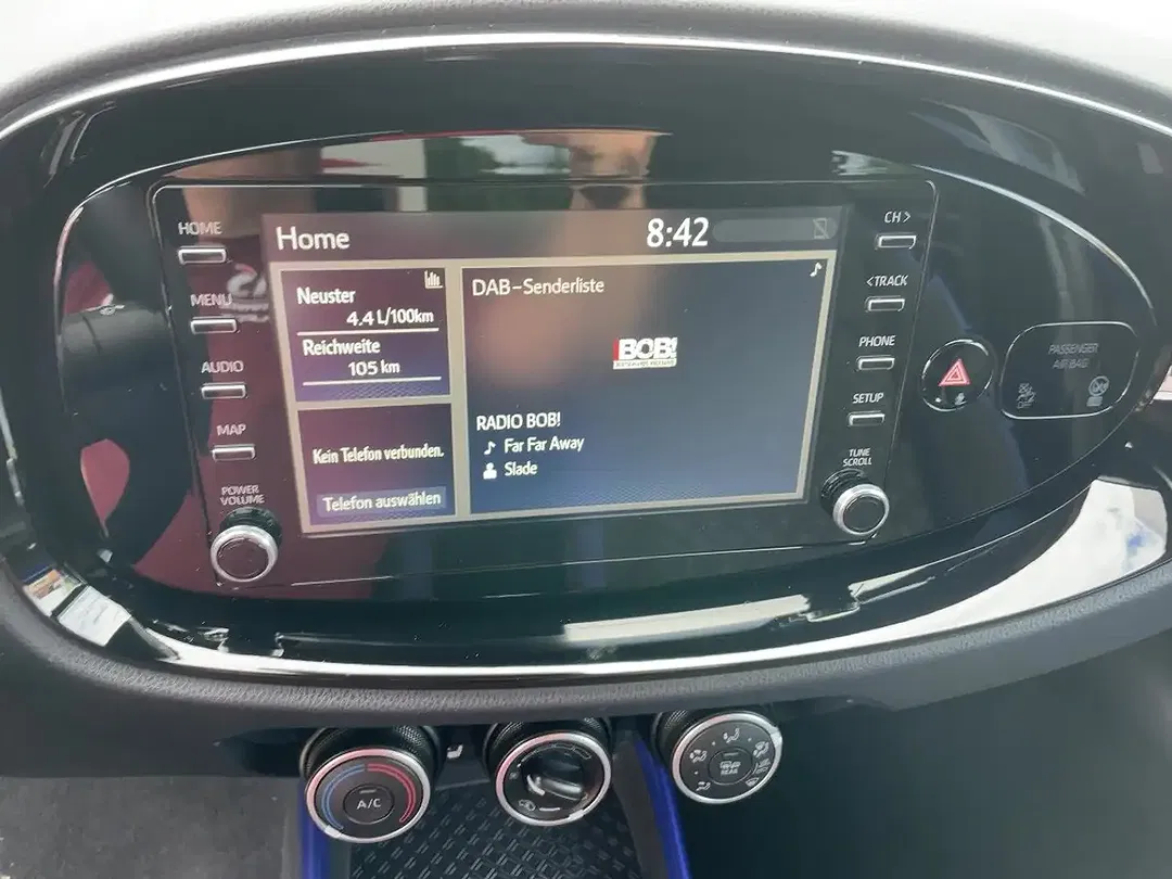 Toyota Aygo - Thumbnail 11