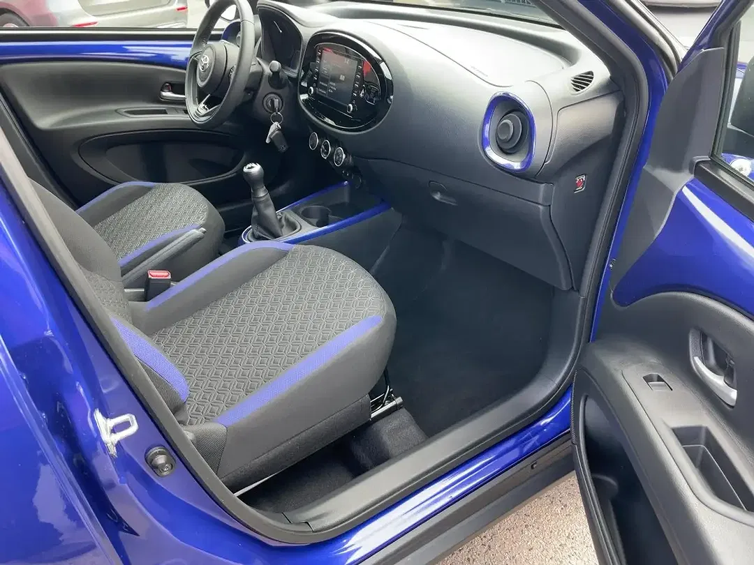 Toyota Aygo - Thumbnail 13