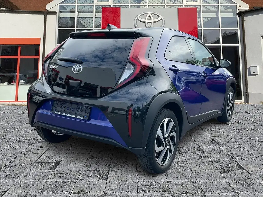 Toyota Aygo - Thumbnail 4