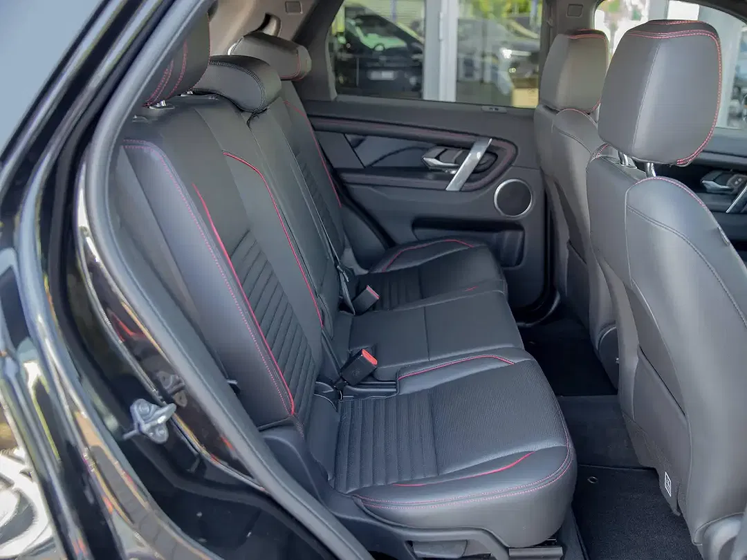 Land Rover Discovery Sport 4x4 R-Dynamic S - Thumbnail 11