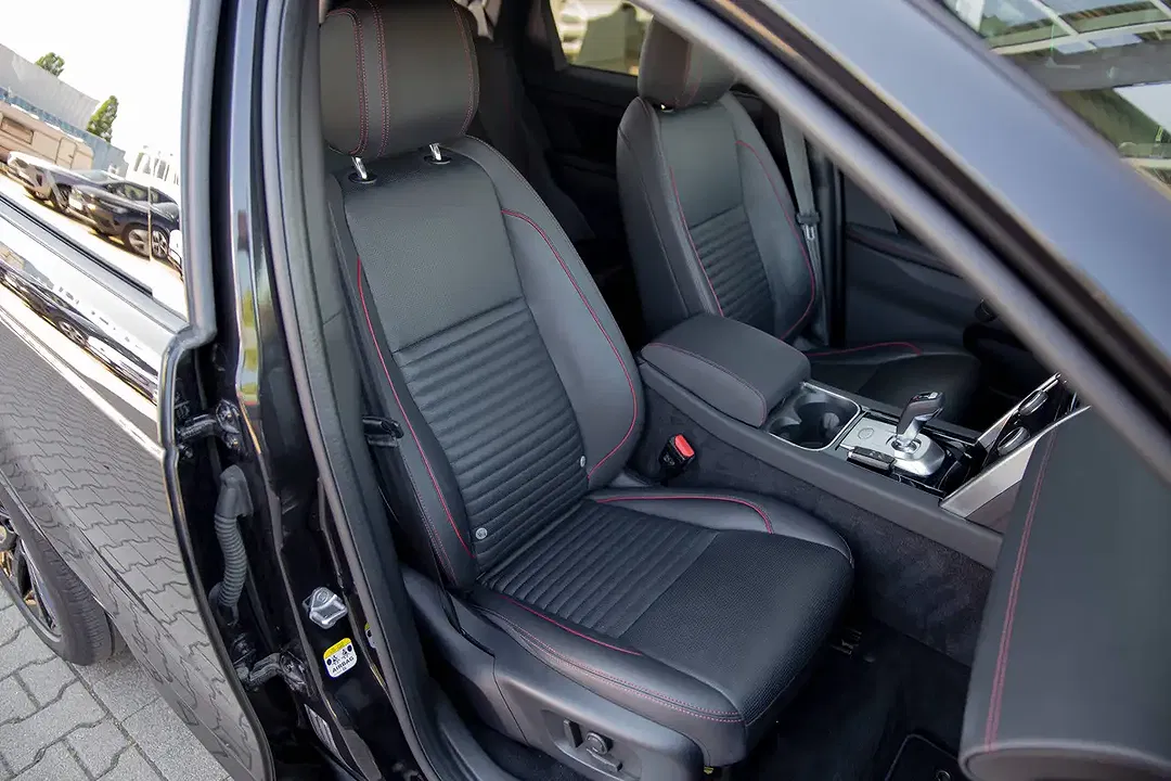 Land Rover Discovery Sport 4x4 R-Dynamic S - Thumbnail 14