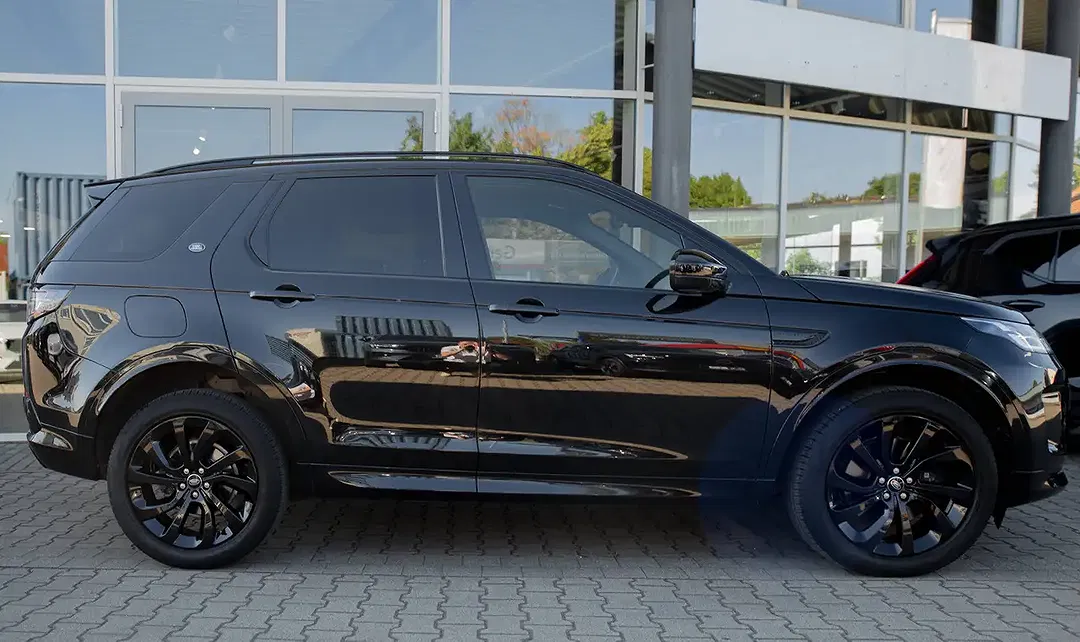 Land Rover Discovery Sport 4x4 R-Dynamic S - Thumbnail 3