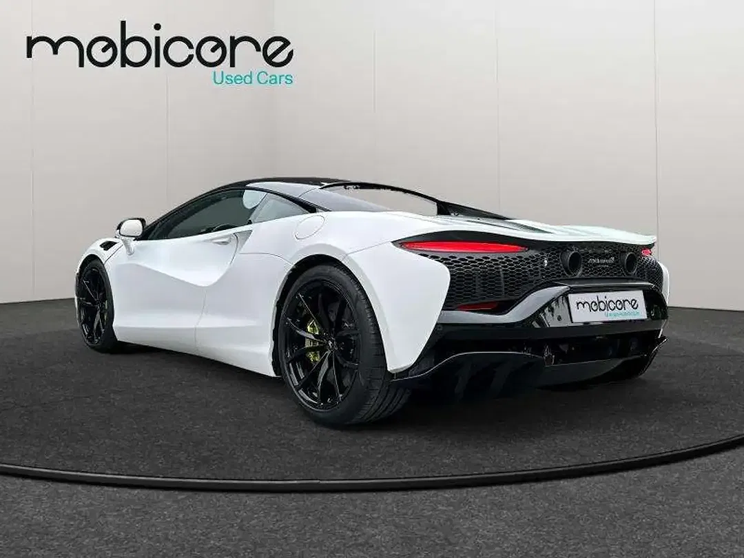 McLaren Artura Coupé - Thumbnail 3