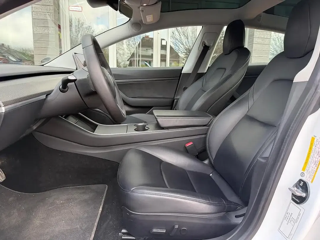 Tesla Model 3 Standard Range Plus - foto 8