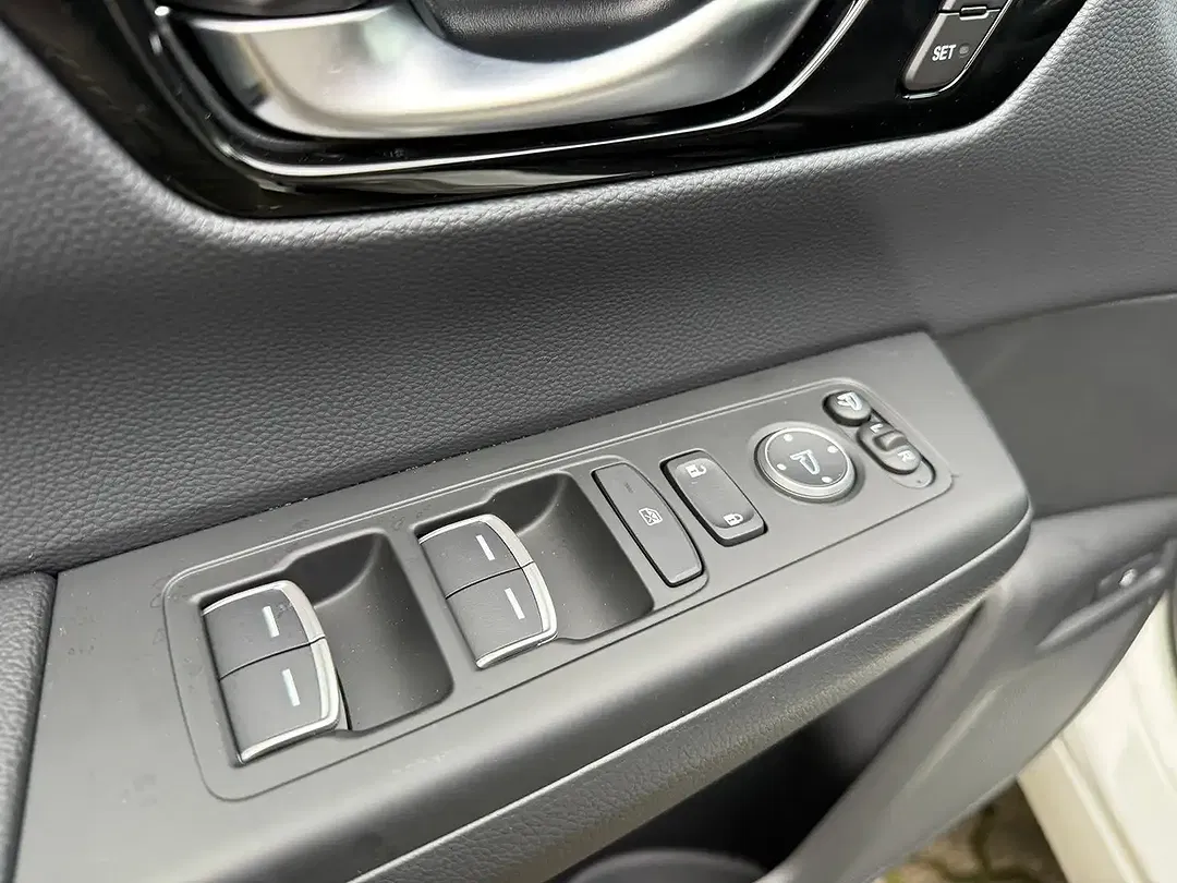 Honda CR-V PHEV Advance Tech - Thumbnail 6