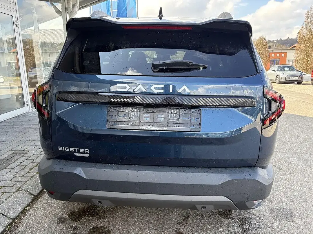 Dacia Bigster TCe Journey - Thumbnail 5