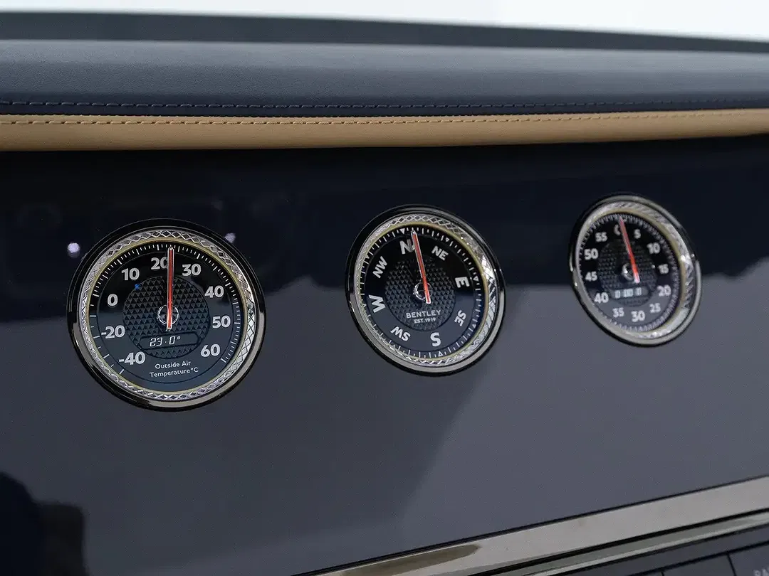 Bentley Continental Mulliner - Thumbnail 14