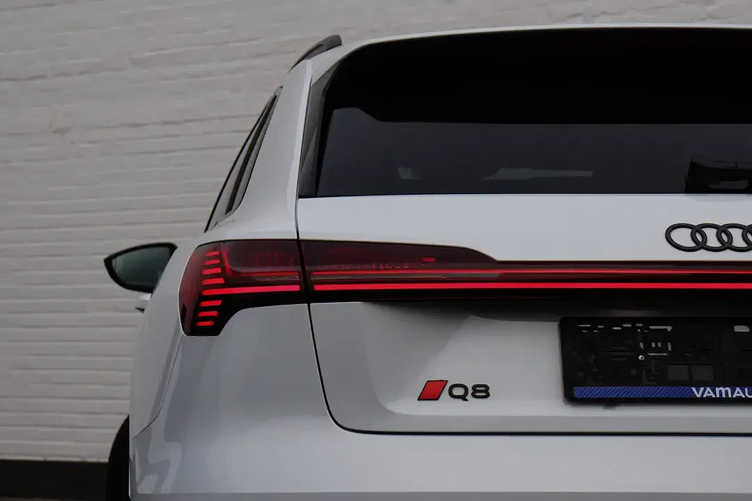 Audi Q8 e-tron 55 competition - Thumbnail 8