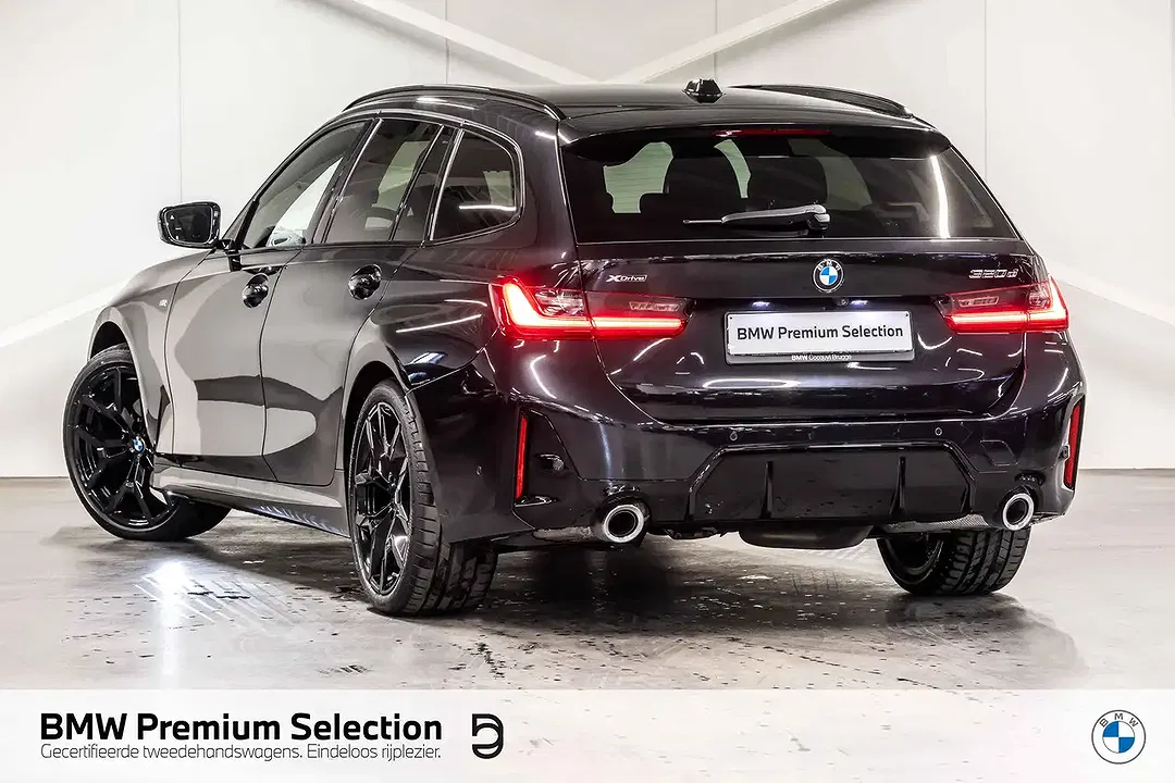 BMW 320 xDrive M Touring - Thumbnail 5