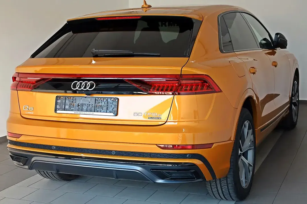 Audi Q8 60 TFSI e quattro Matrix LED S line - foto 2
