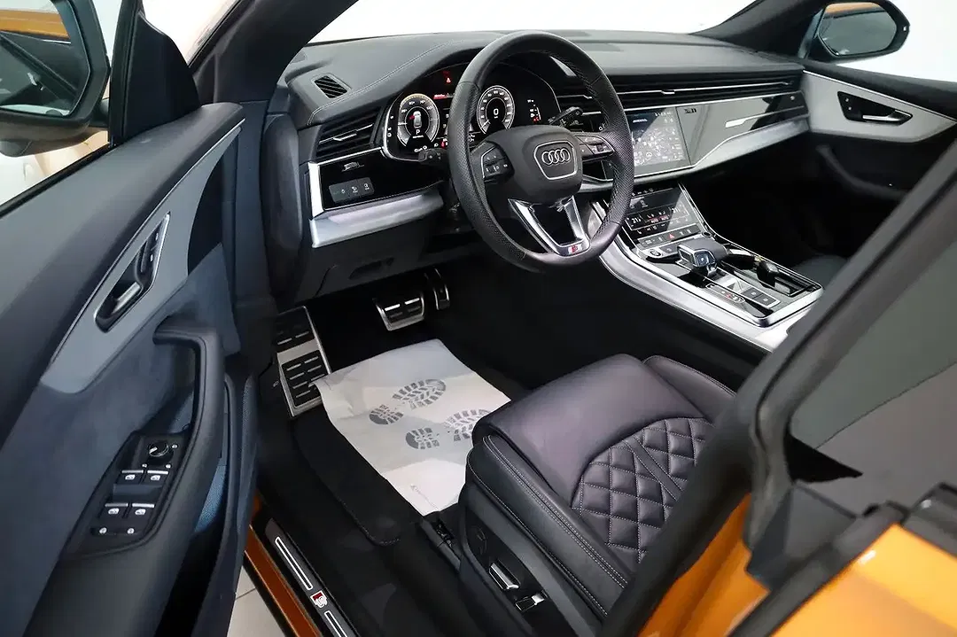 Audi Q8 60 TFSI e quattro Matrix LED S line - Thumbnail 9
