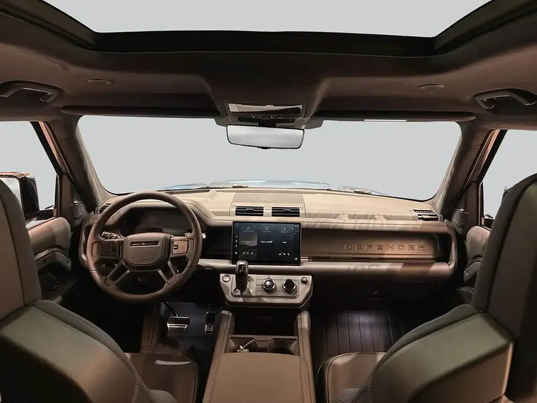 Land Rover Defender P635 OCTA 110 - Thumbnail 4