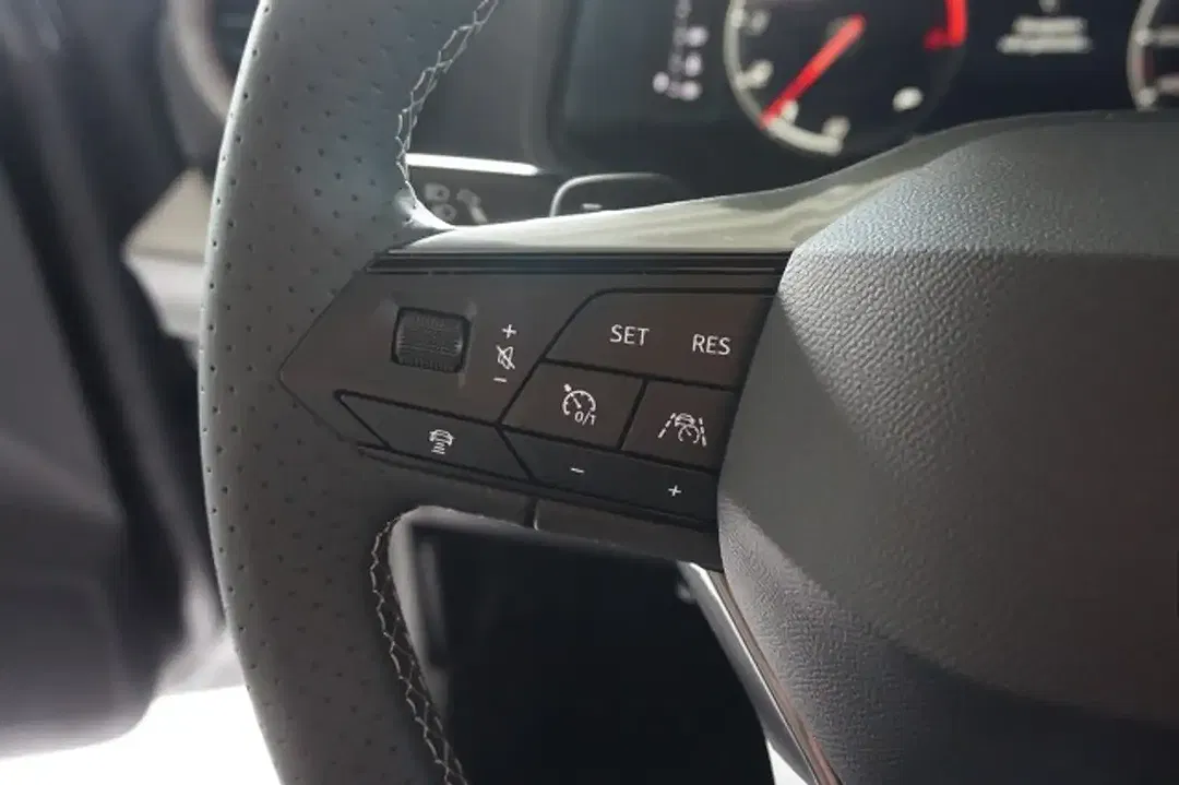 SEAT Ibiza 1.5 TSI DSG FR - Thumbnail 12