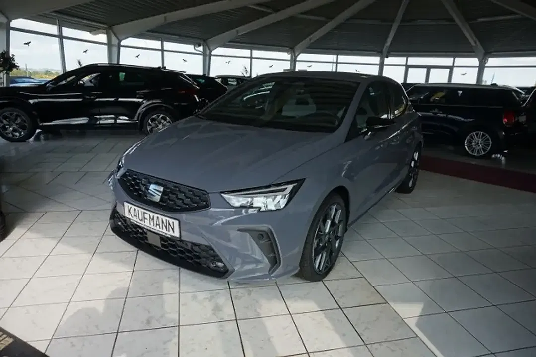 SEAT Ibiza 1.5 TSI DSG FR - foto 2