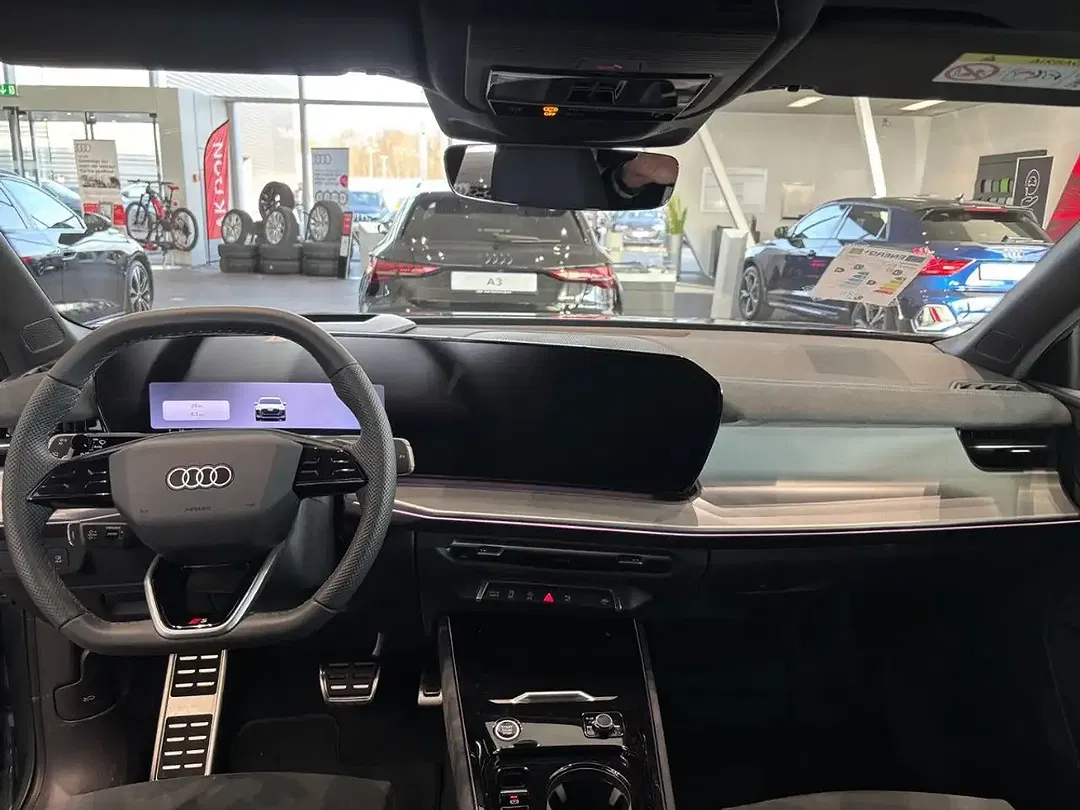 Audi Q3 TFSI S tronic quattro - Thumbnail 10