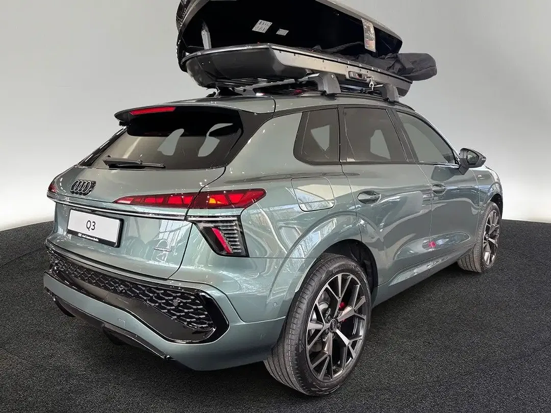 Audi Q3 TFSI S tronic quattro - Thumbnail 5