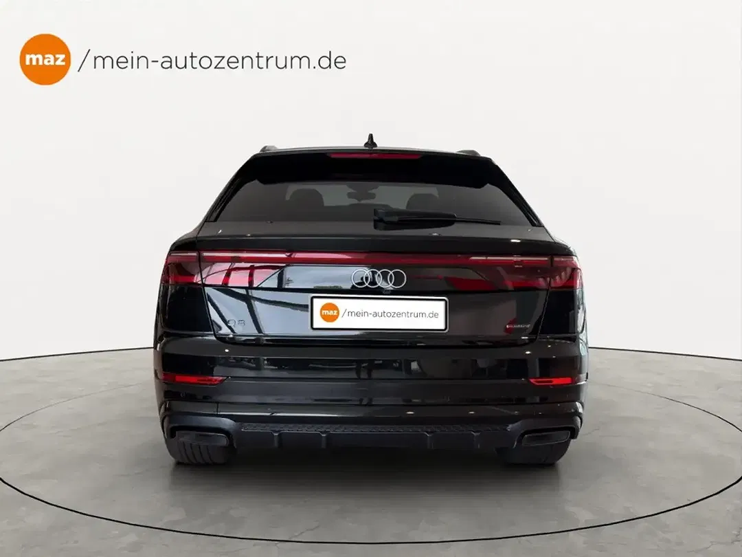 Audi Q8 TFSI e quattro S line - Thumbnail 4