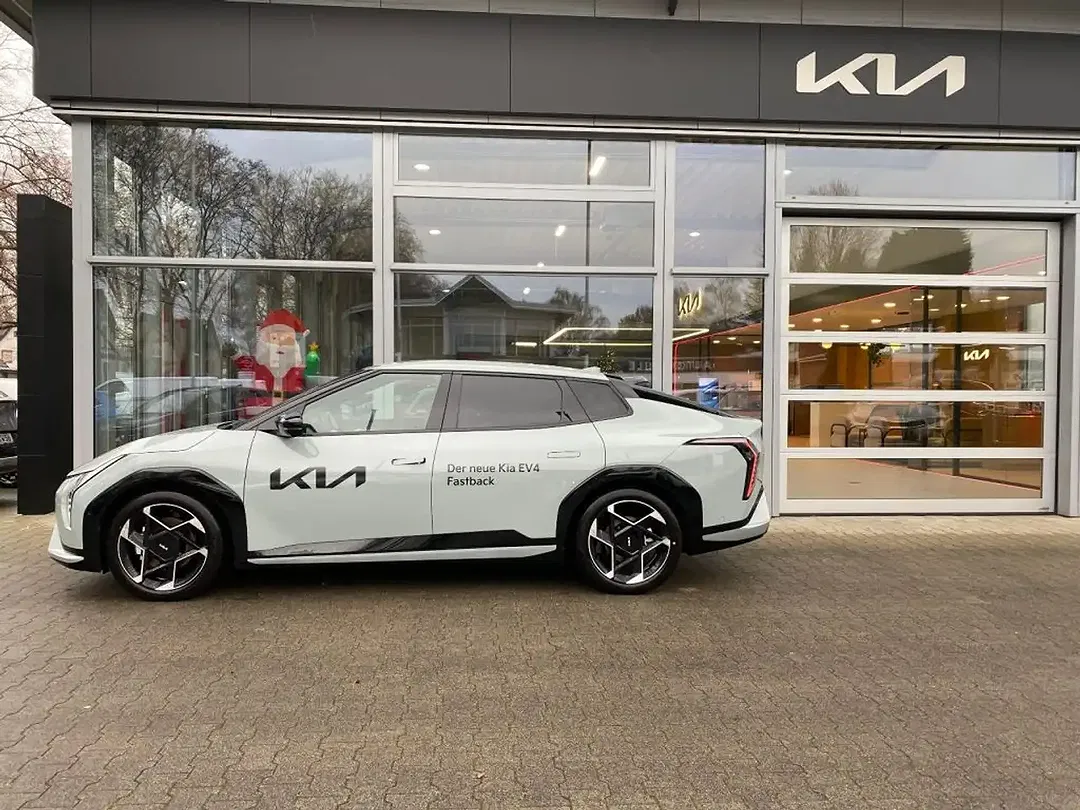 Kia EV4 GT-Line - Thumbnail 6